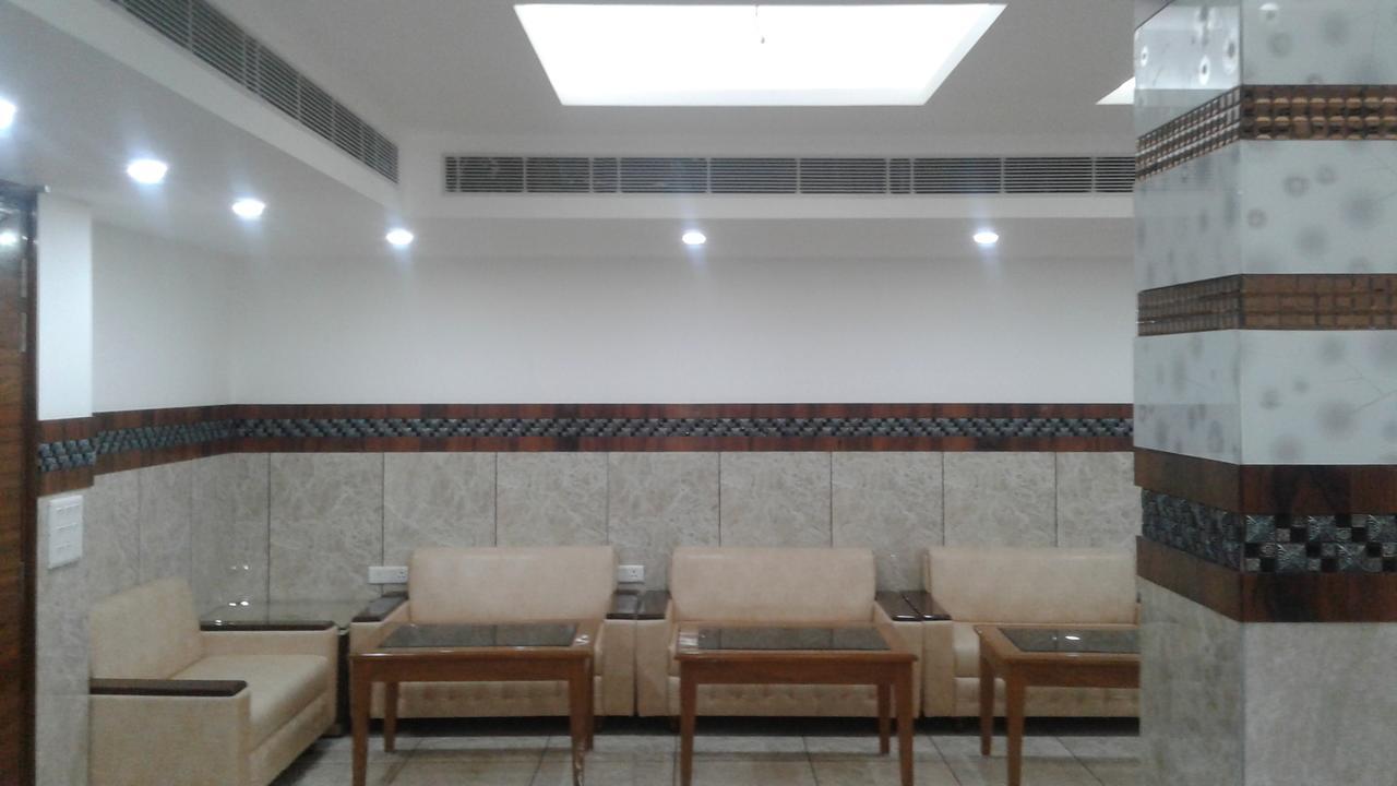 Hotel The Grand Inn Jammu Exterior foto